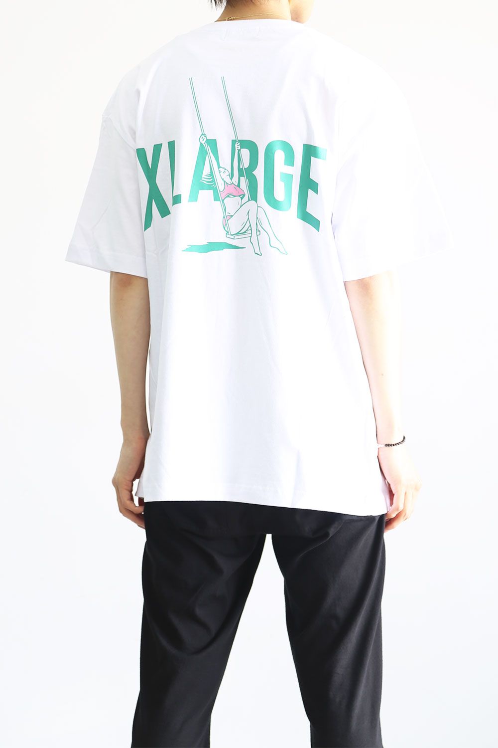 X-LARGE白Tシャツ　S