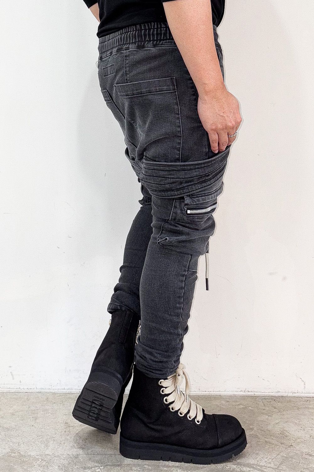 サルエルカーゴスキニーデニム / Indigo Denim Cargo Sarouel Skinny / ダメージブラック / ag-6036-2