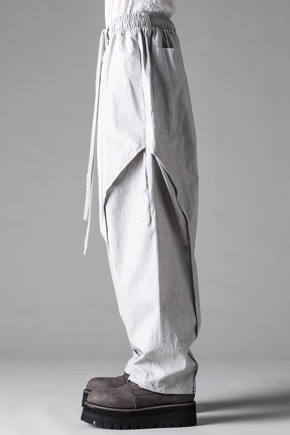 Sumi Dyed Side Tuck Tapered Pants