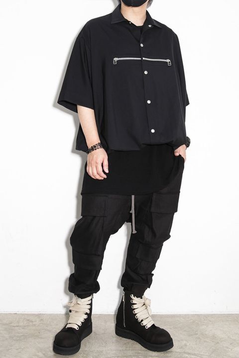 ブーツは今秋再入荷予定。