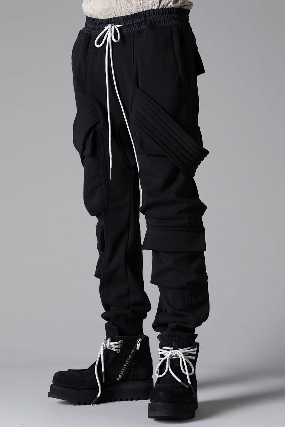 ボンバーヒートベルトカーゴサルエルスウェットパンツ / Bomber Heat Belt Cargo Sarouel Pants / ブラック / ag-10059