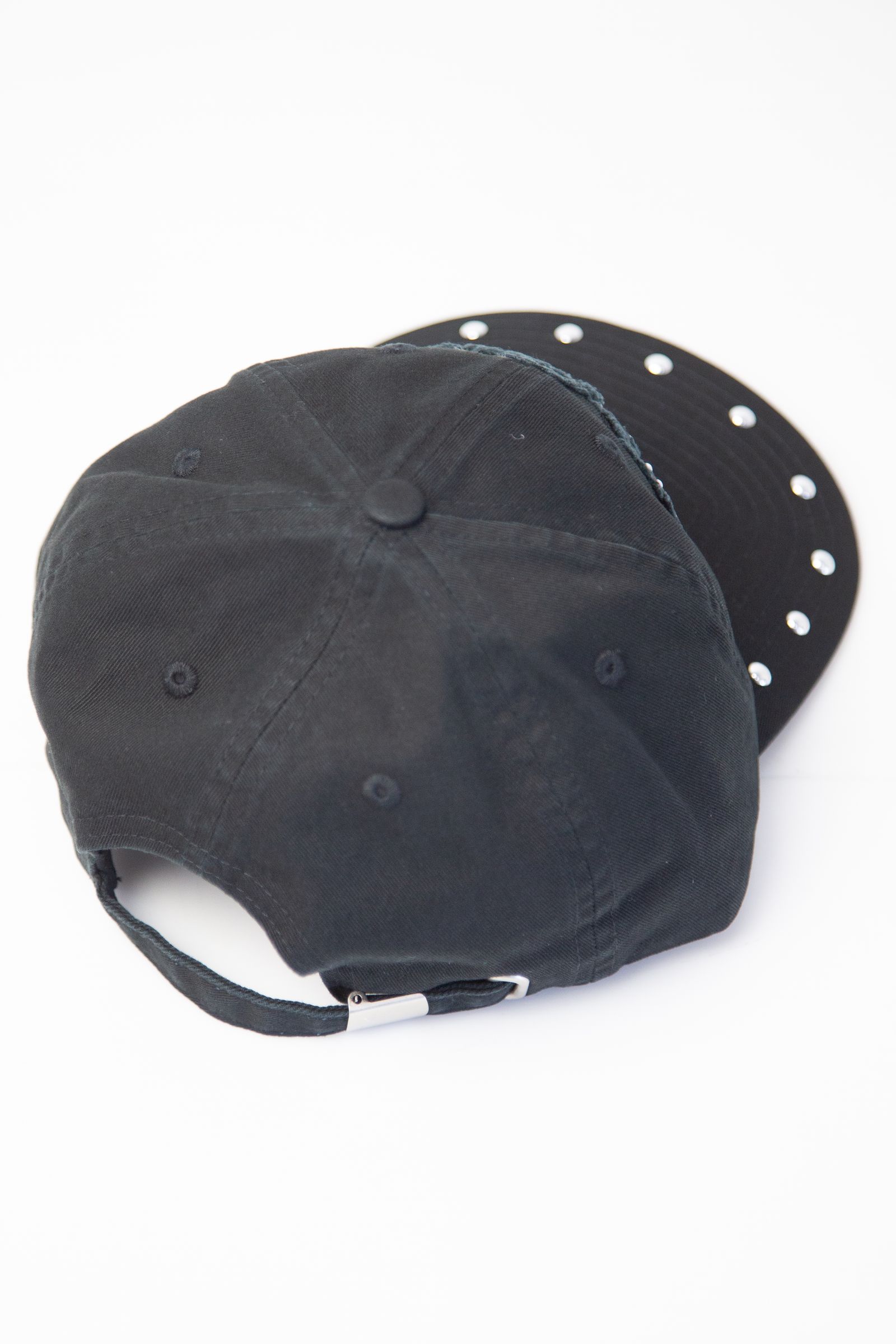 STUDDED LOGO PATCH 6PANEL CAP