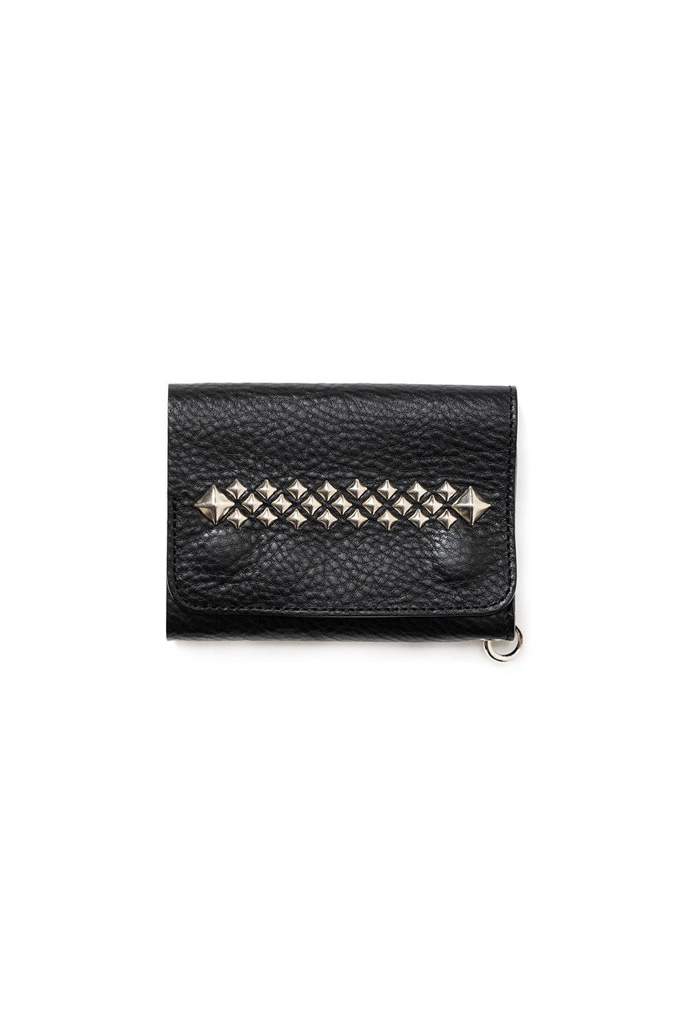 STUDS LEATHER FLAP HALF WALLET / ブラック