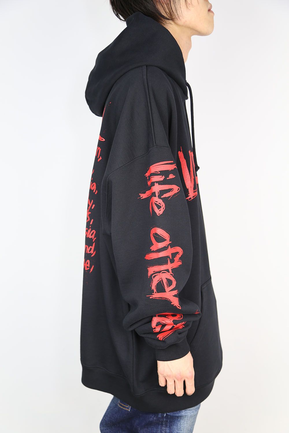 VETEMENTS - [ラスト1点 サイズL] WORLD TOUR LOGO HOODIE / ブラック