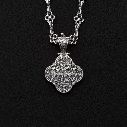 Cross Pendant / GP028