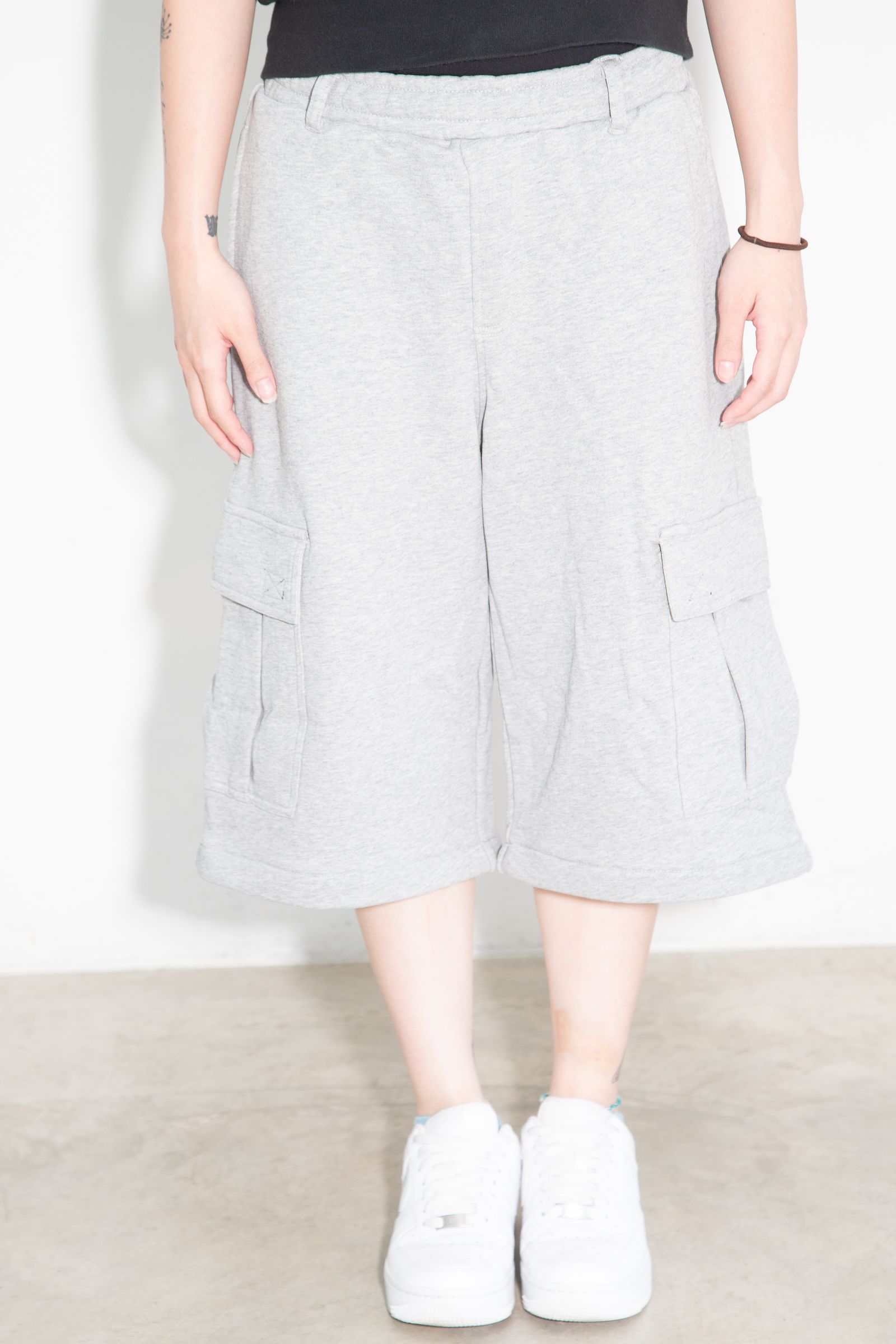 [ラスト1点 サイズM] EMBLEM POCKET 2WAY BUGGY SWEATPANTS / アッシュ
