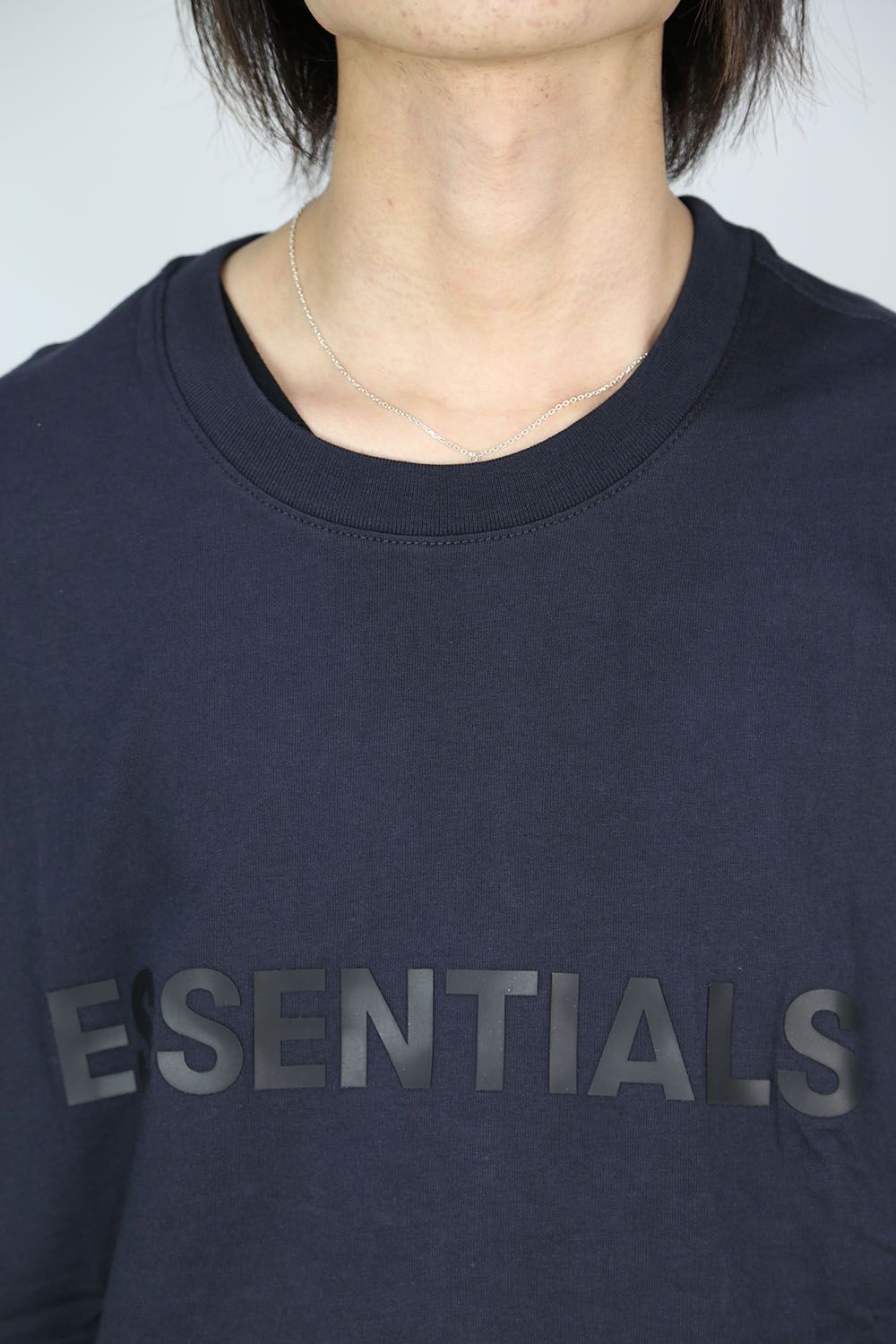 FOG ESSENTIALS - SSENSE FRONT LOGO HOODIE / ダークネイビー