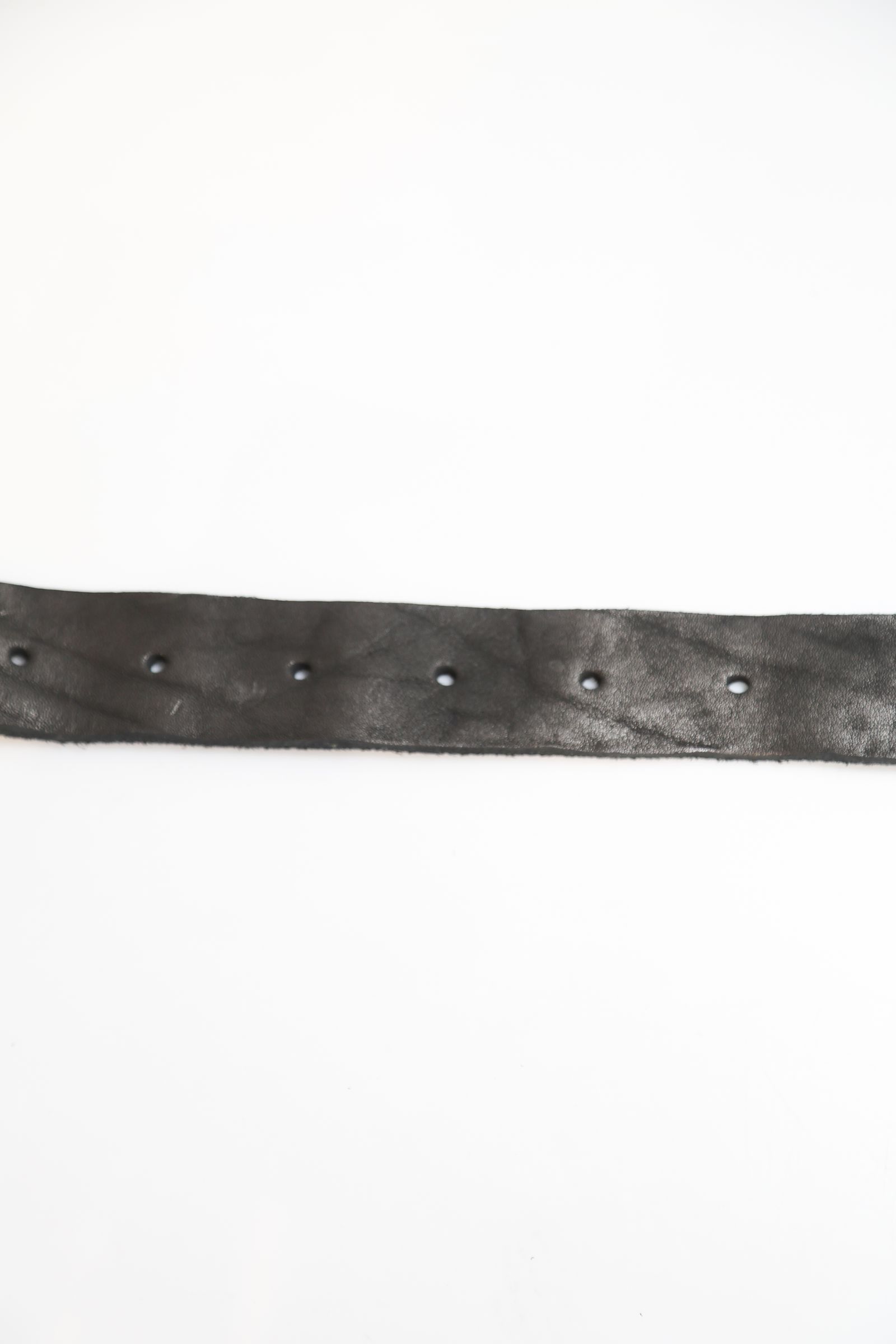 [318-27] JP SHOULDER GARMENT-DYED ROLLER-BUCKLE BELT【35mm】 / ブラック