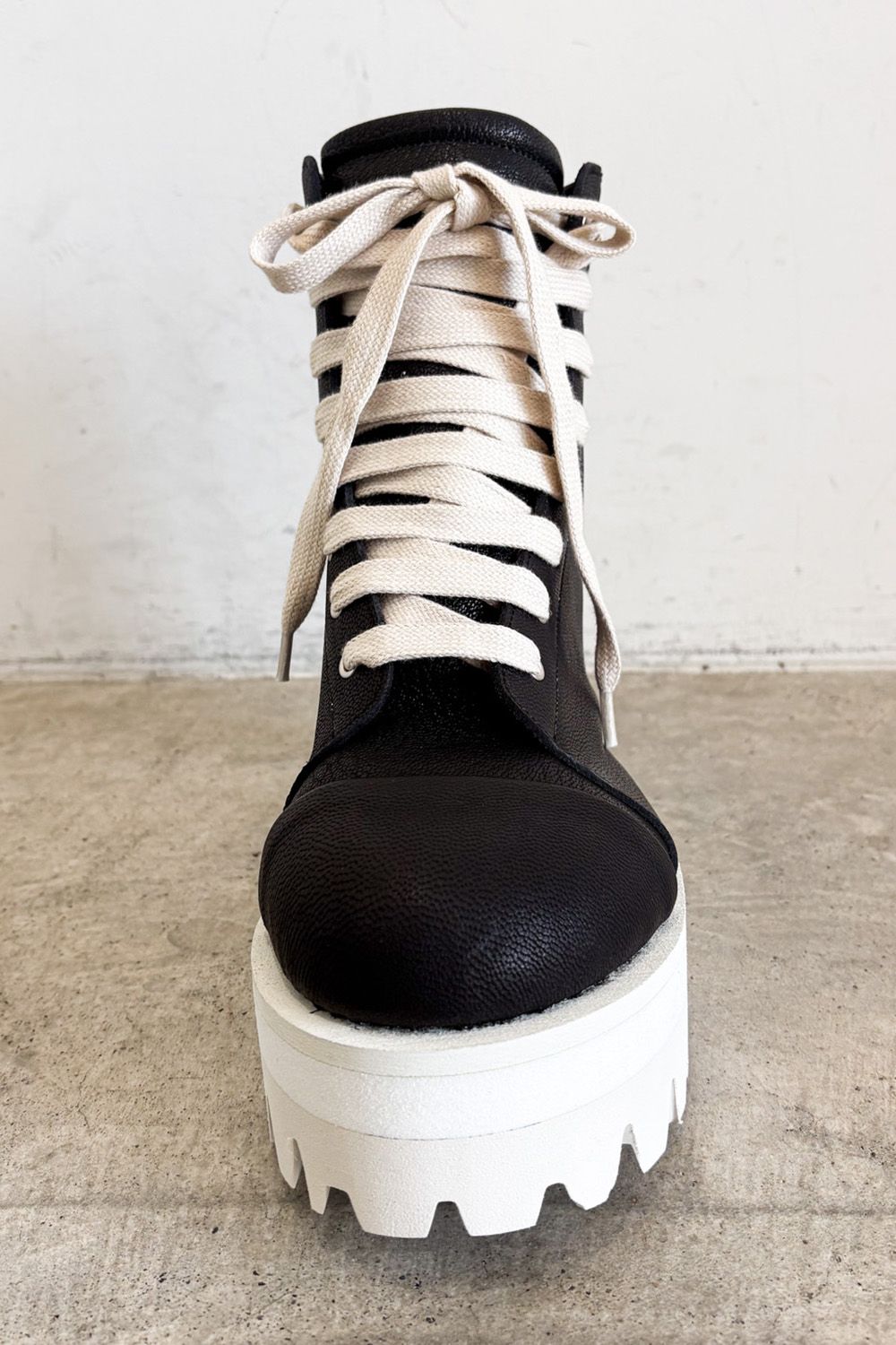 BOOTS / ブラック×ホワイト