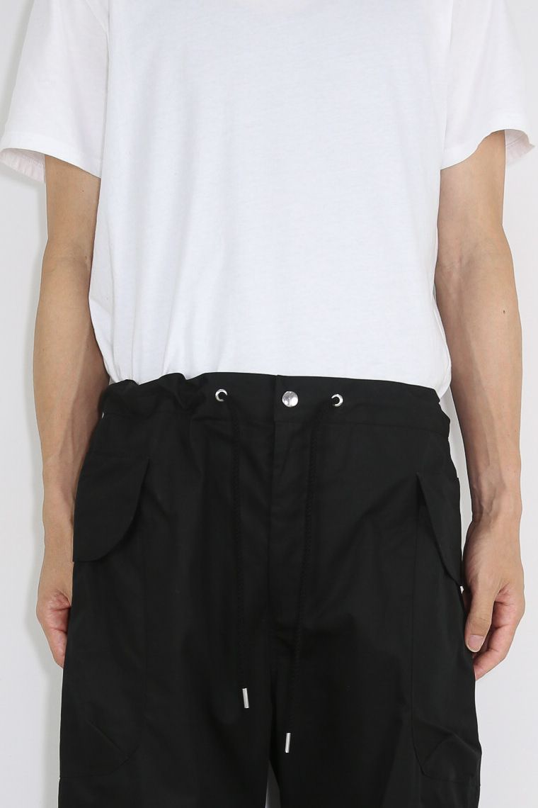 ［ラスト1点 サイズ2］NYLON CARGO POCKET PANTS / ブラック