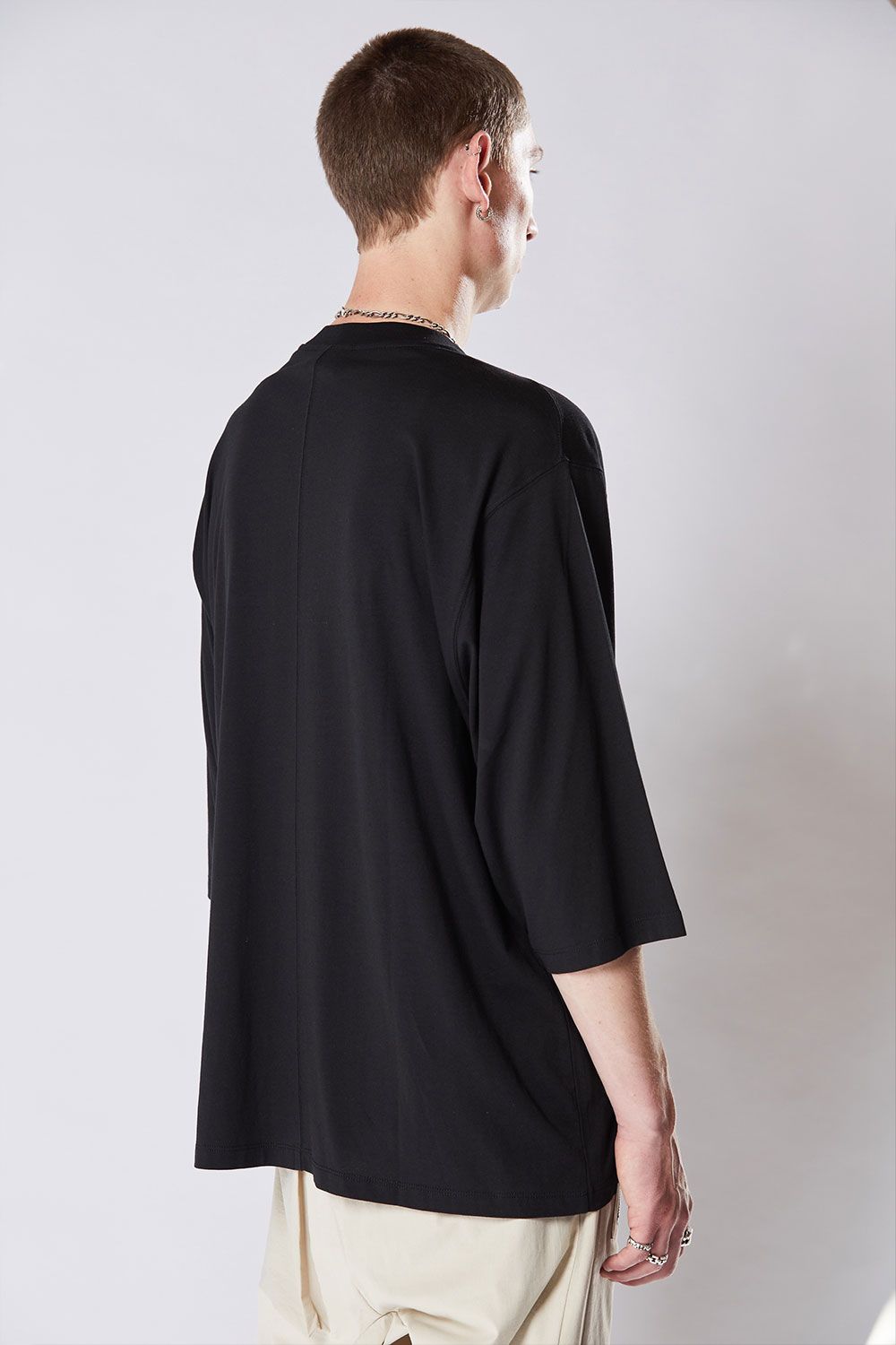 ルーズフィットTシャツ / ブラック