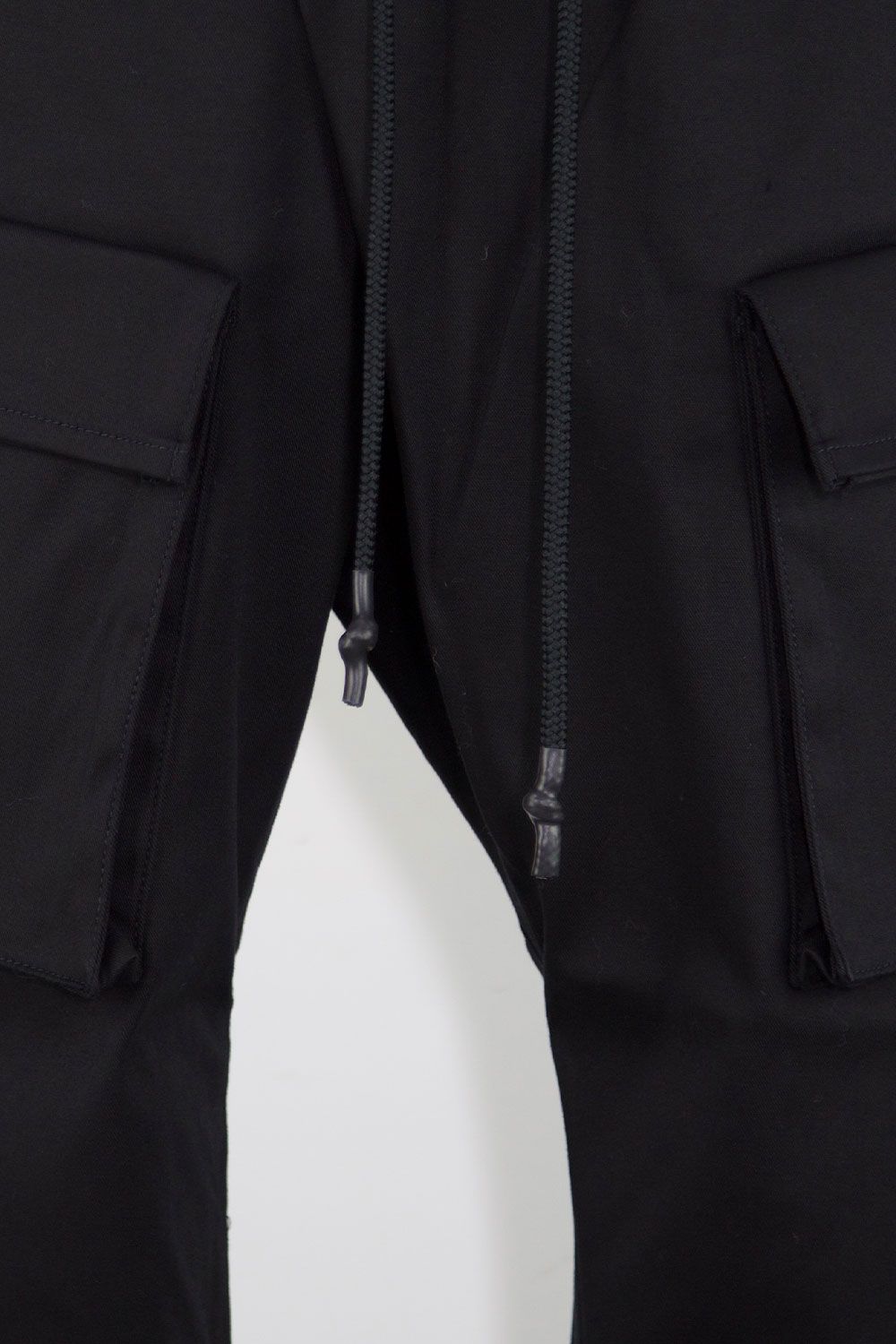 CROSS CARGO PANTS / ブラック