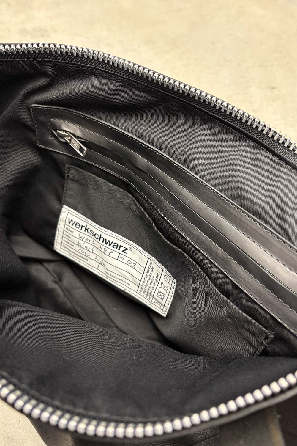 WERK 48 F / ブラック