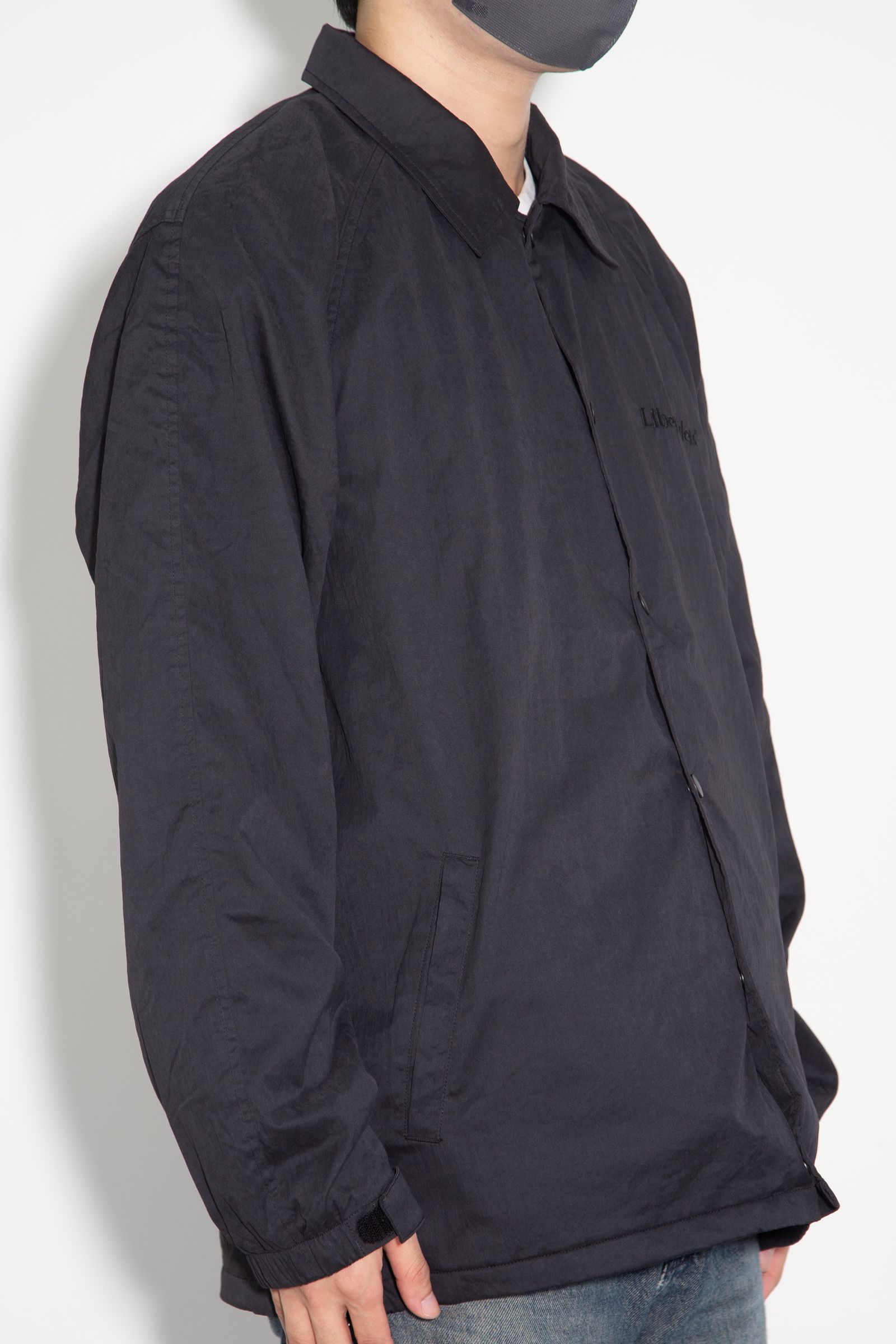 PEACH SKIN COACH JACKET / ブラック
