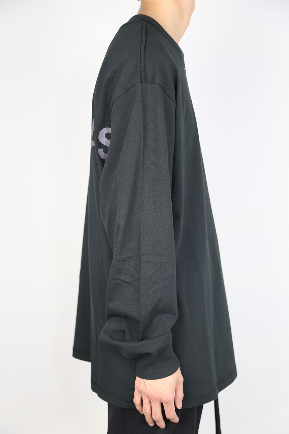 REFLECTOR LOGO L/S TEE / ブラック×ブラック