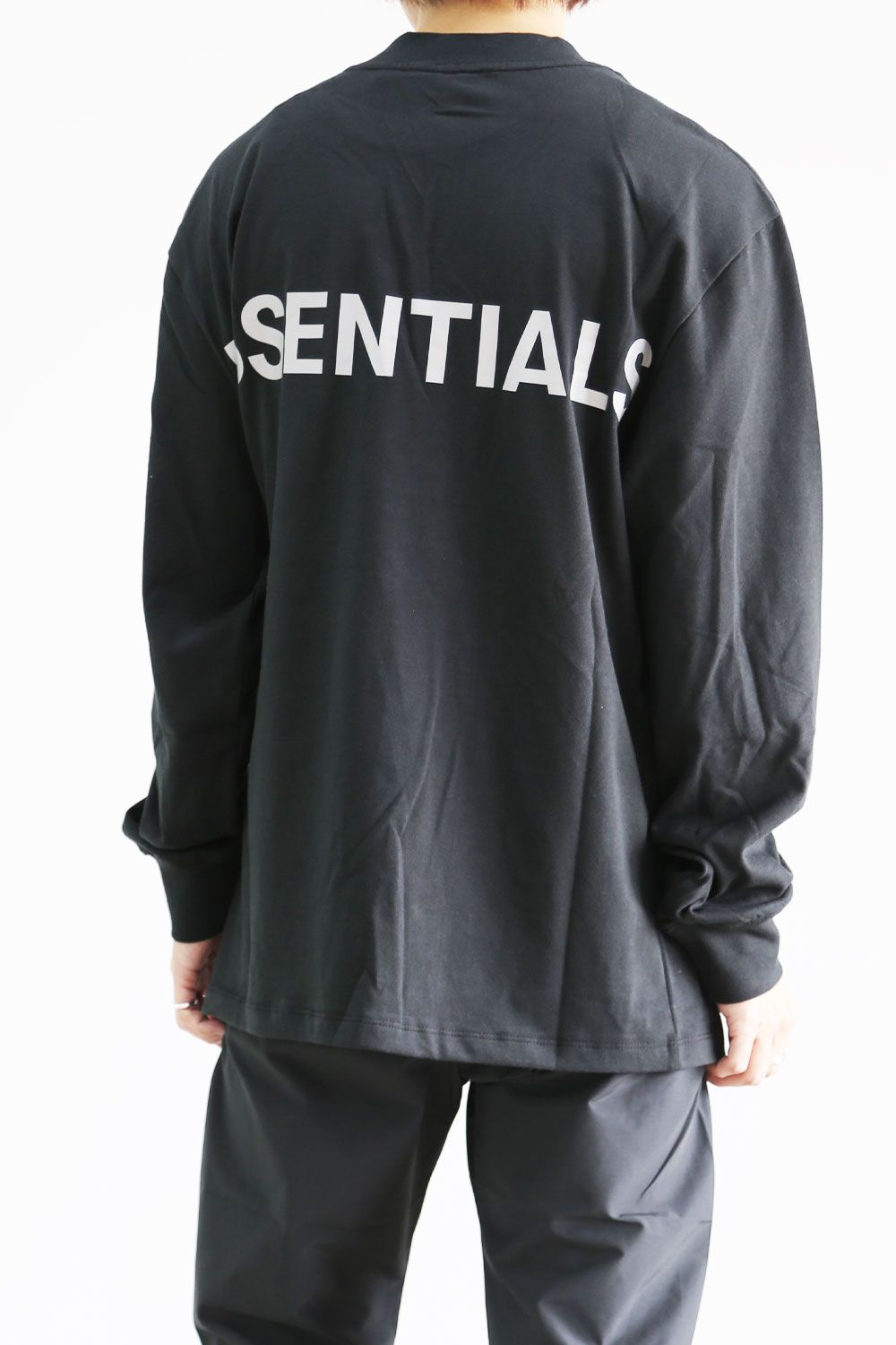 REFLECTOR LOGO L/S TEE / ブラック