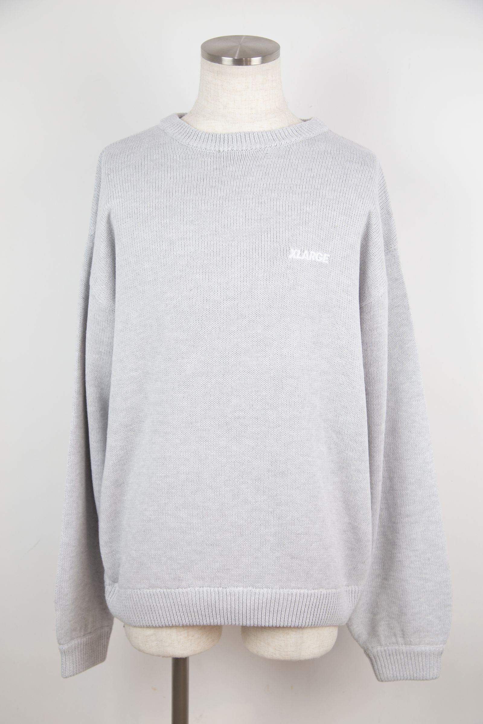 XLARGE - STANDARD LOGO CREWNECK KNIT / ブラック | Tempt