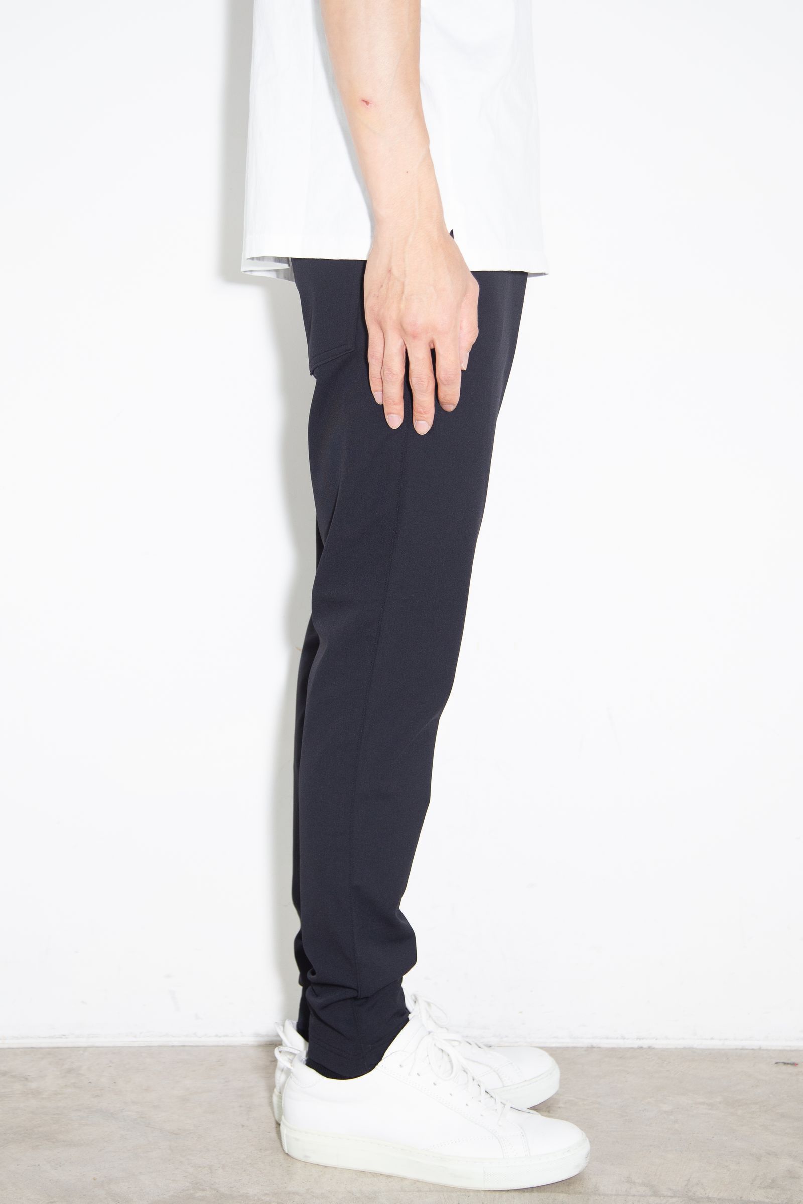 【人気継続商品】 CHRIS EASY HEAT PANTS / ブラック