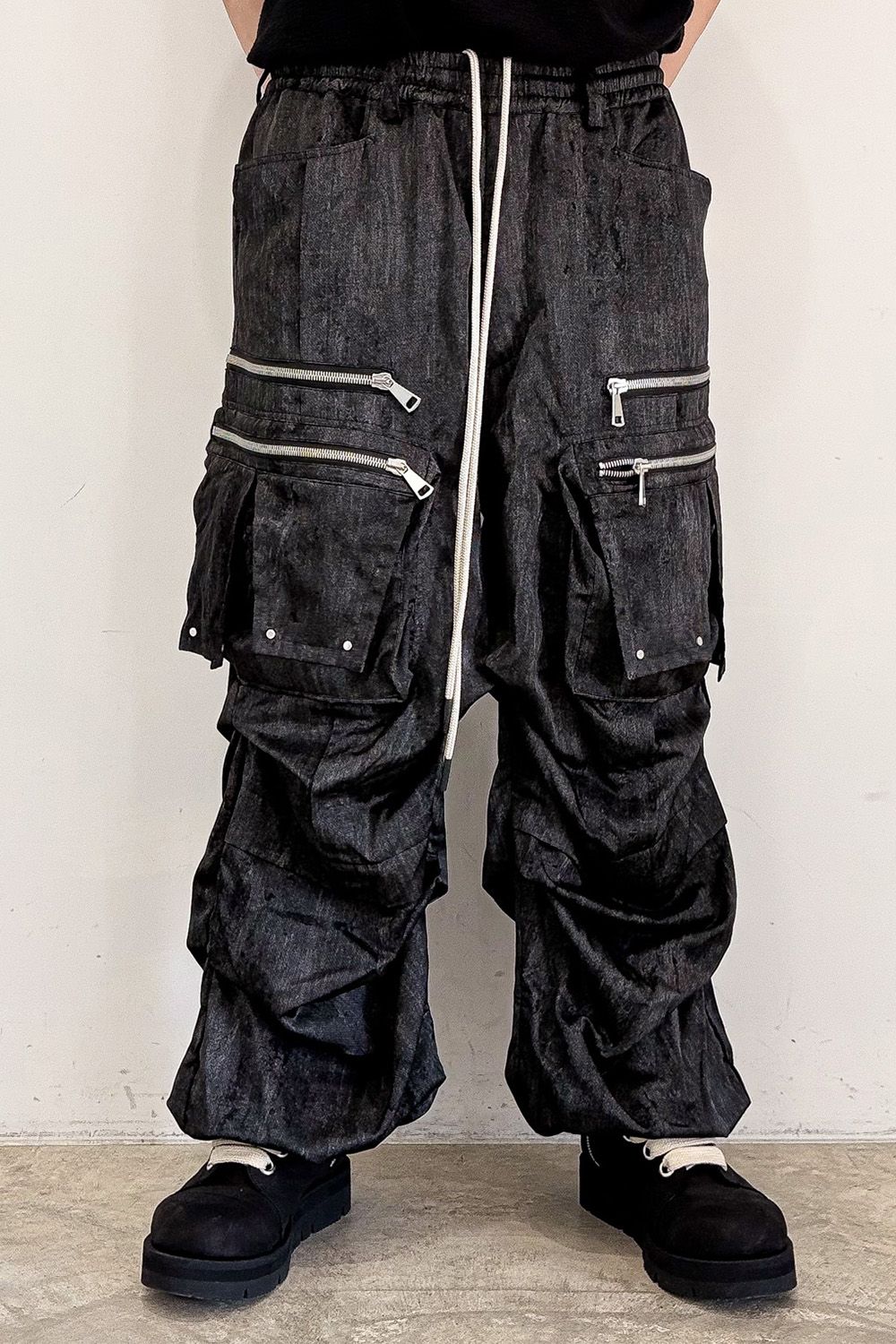 ABSTRACT CARGO TUCK WIDE / ブラック