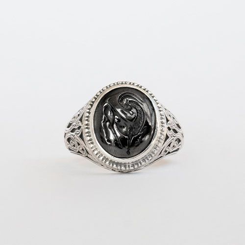 Antelope Signet Ring / GR053