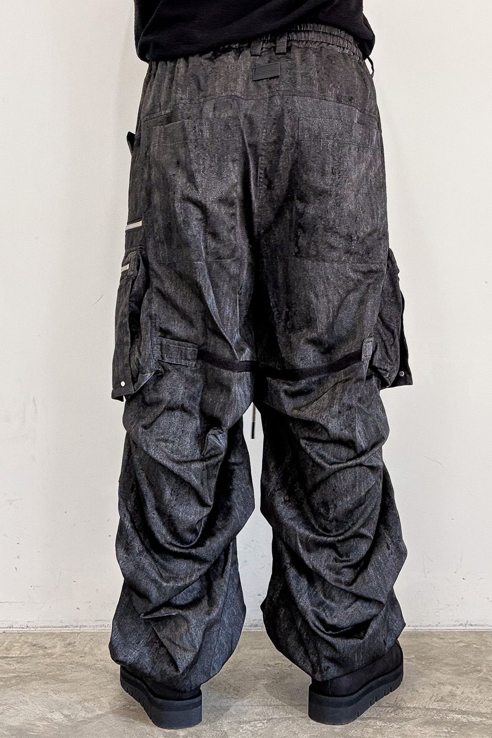 ABSTRACT CARGO TUCK WIDE / ブラック