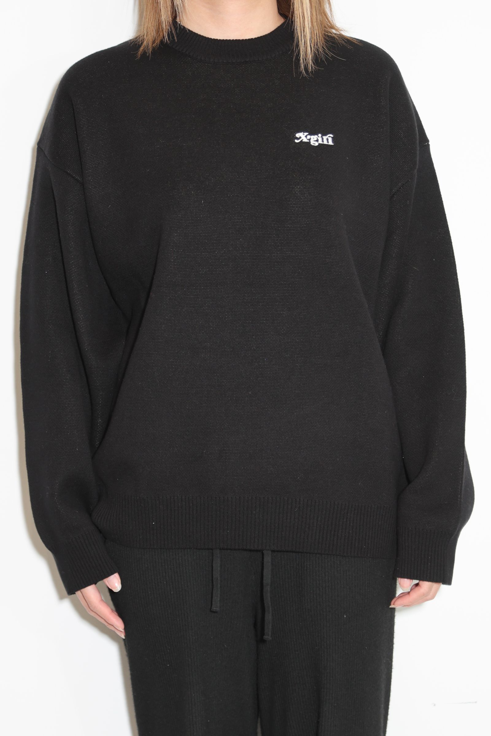 CAMO FACE AND LOGO JACQUARD KNIT TOP / ブラック