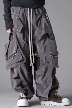 Parachute Cargo Pants / グレー