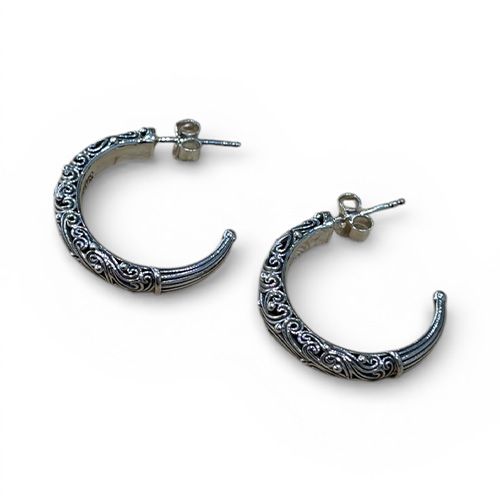Kynthia Hoops Earrings / GA023