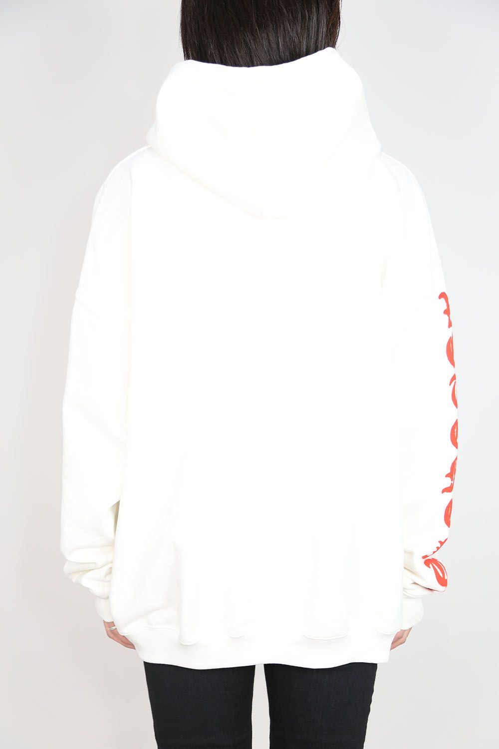 【VETEMENTS】グリーン オーバルロゴクロップドボクシーフーディ VETEMENTS】グリーン オーバルロゴクロップドボクシーフーディ
