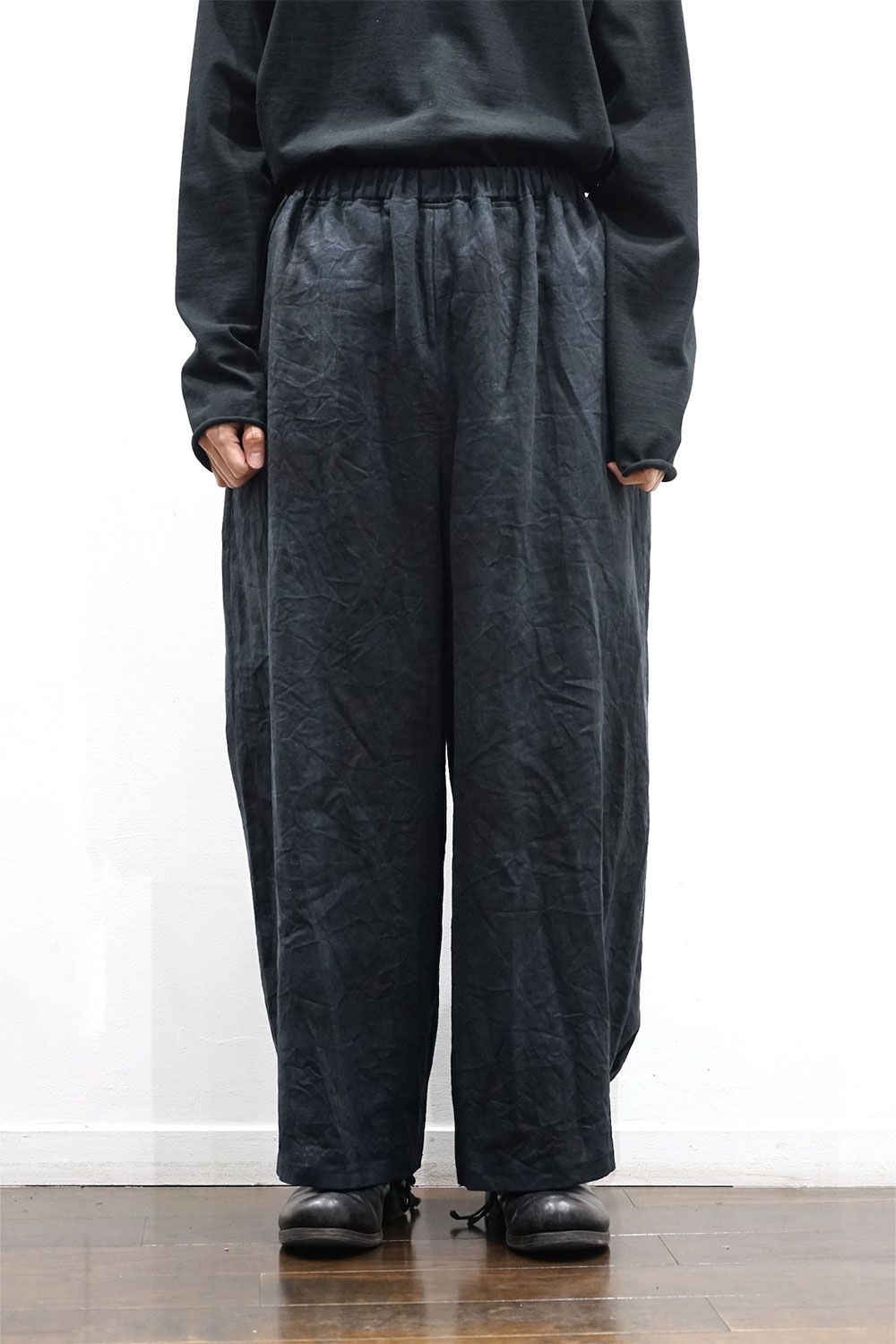【限定生産】hem button wide easy pants