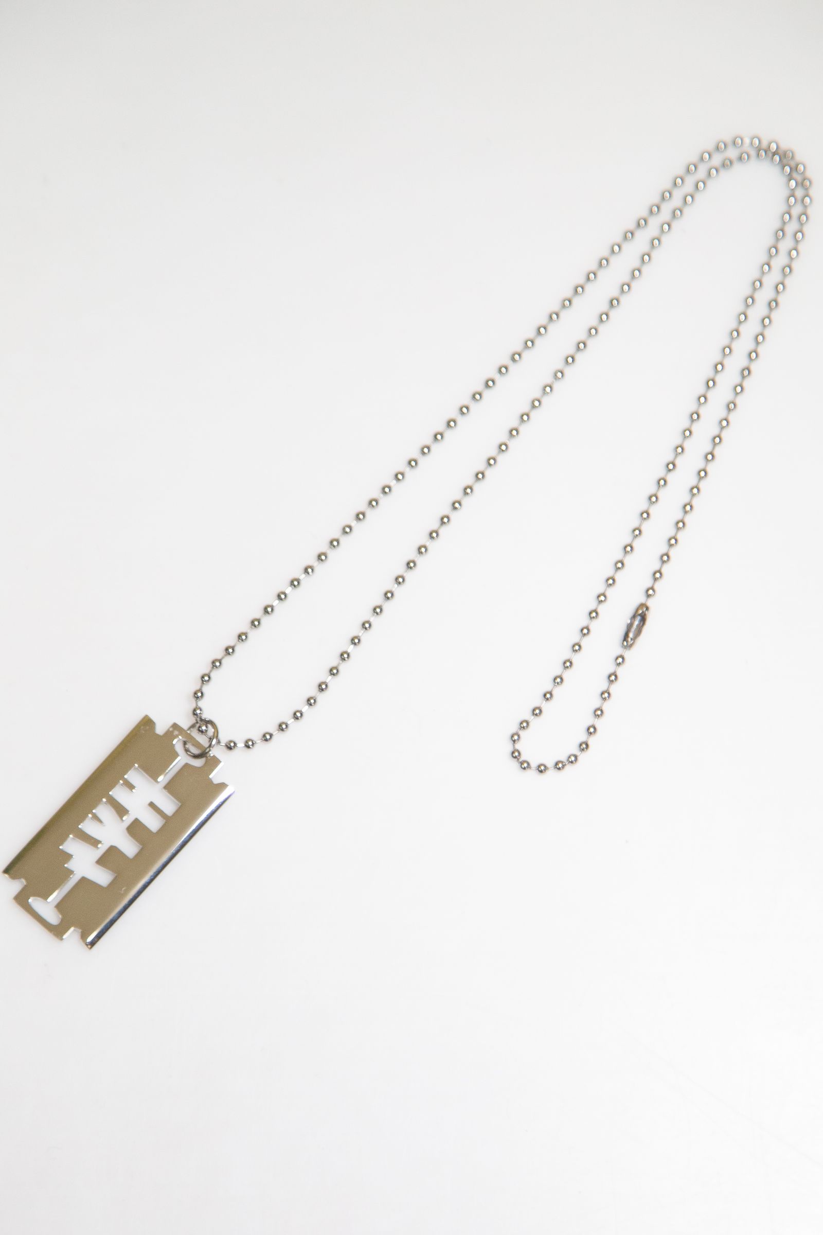 RAZOR ボールチェーンネックレス