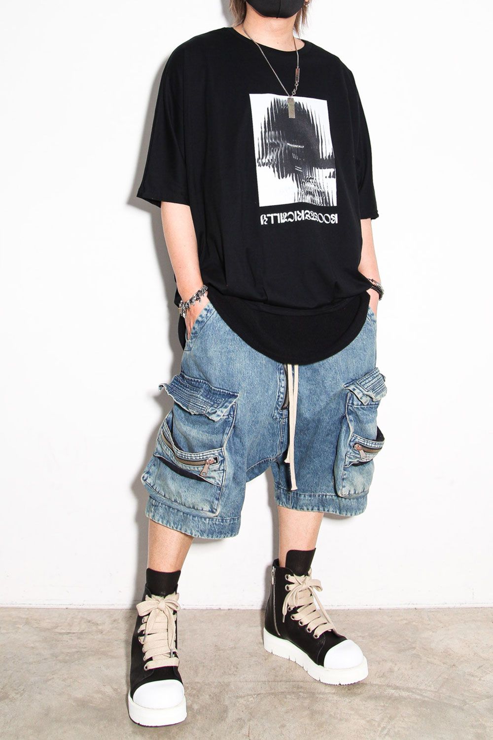 大人のデニムショーツ