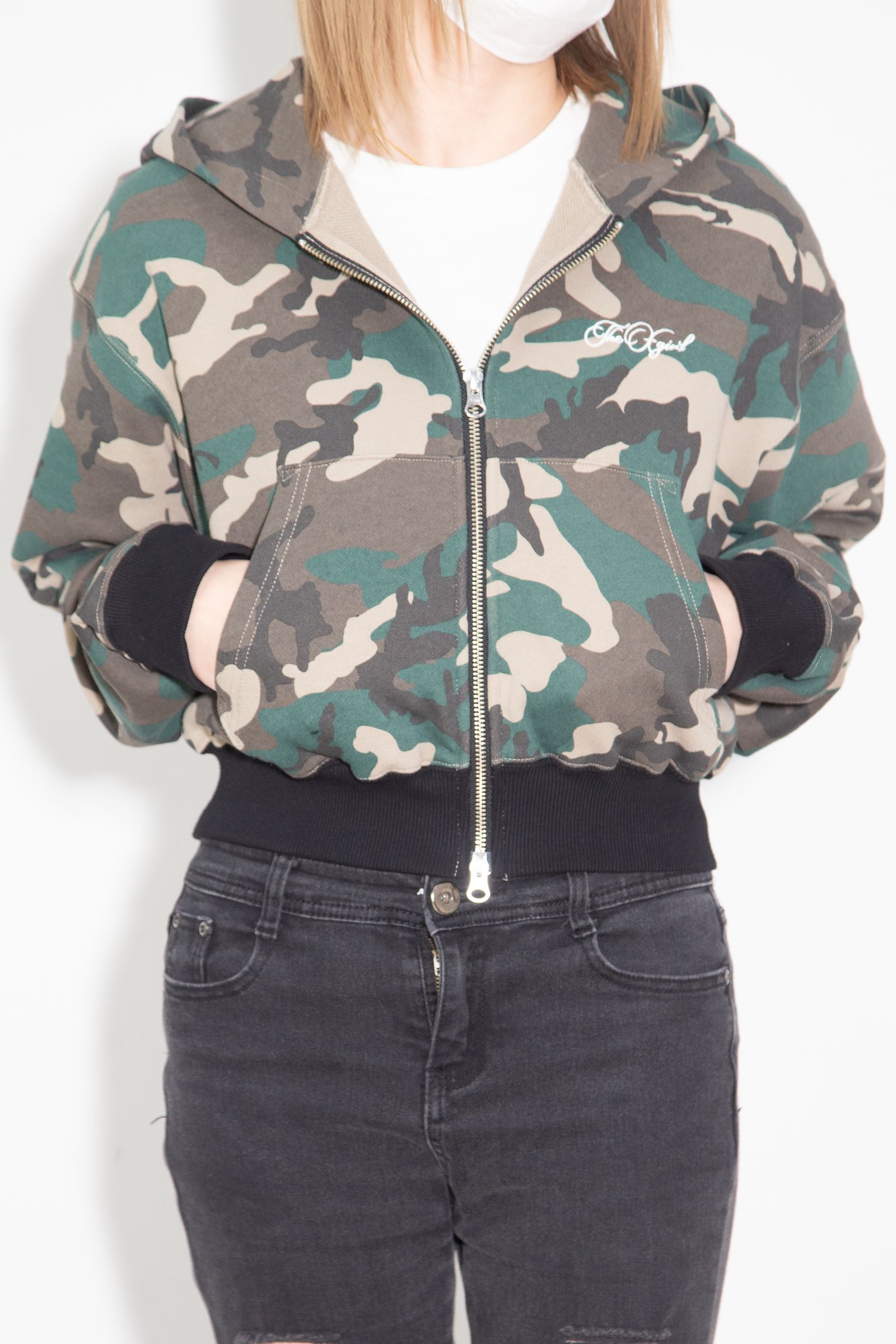 ［ラスト1点 サイズM］ONE POINT PENCIL SCRIPT LOGO ZIP UP SWEAT HOODIE / カモ