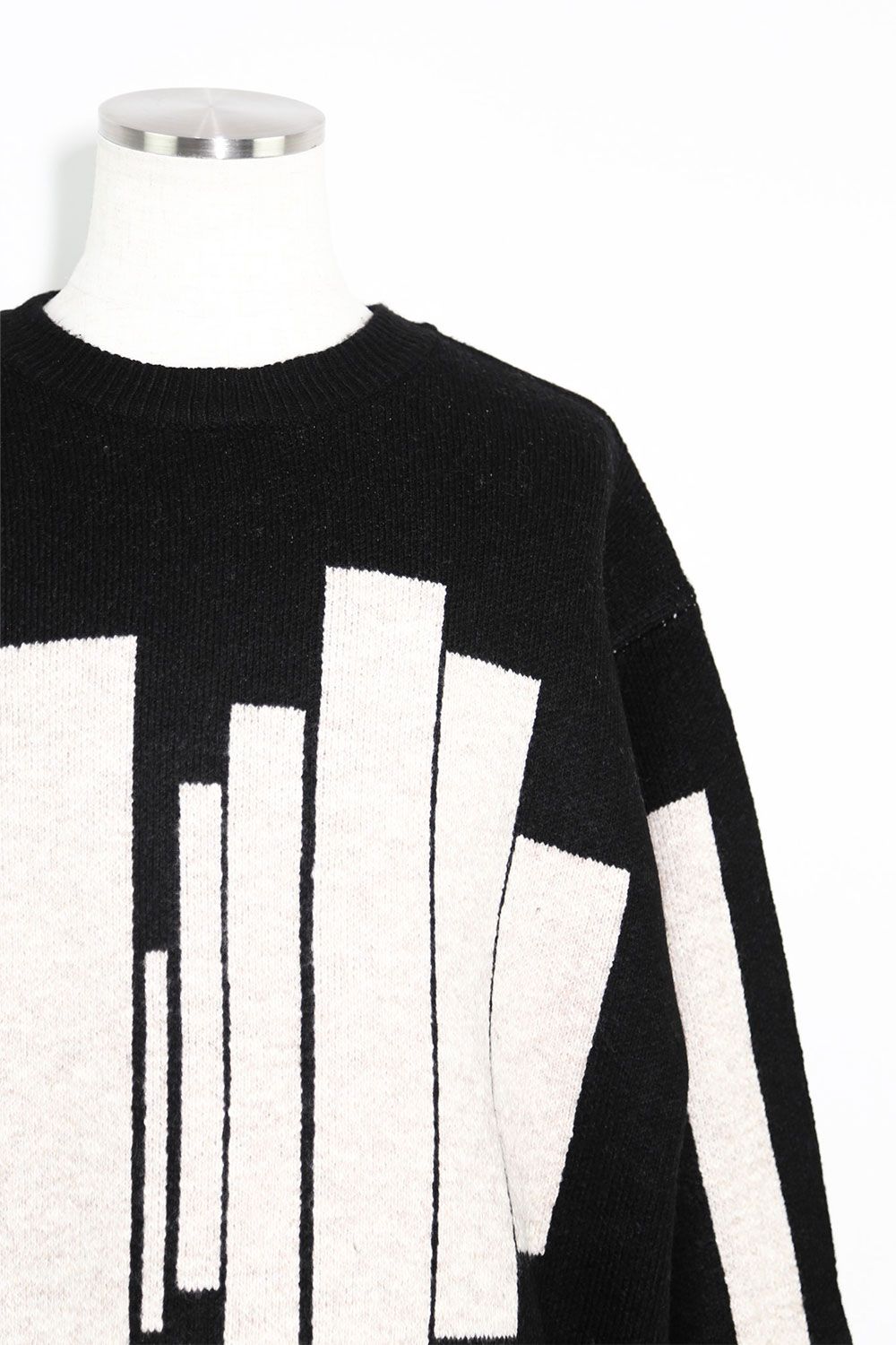 幾何学模様リラックスフィットニット / Geo Pattern Knit Top / ブラック×ベージュ / ag-8011-1