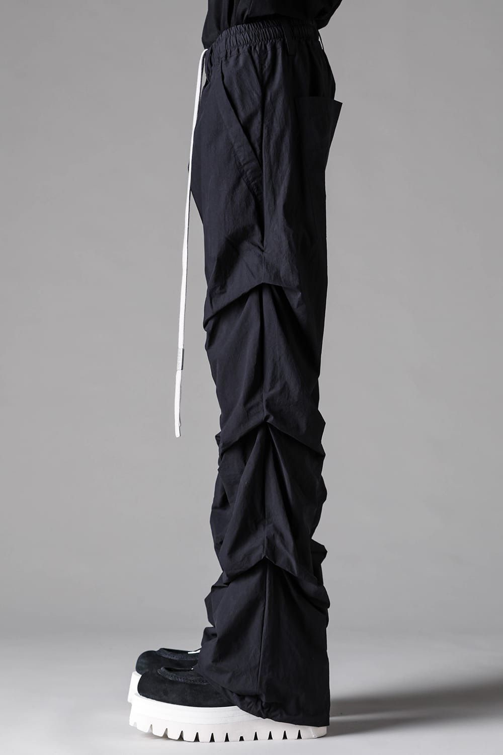 Tuck Wide Pants