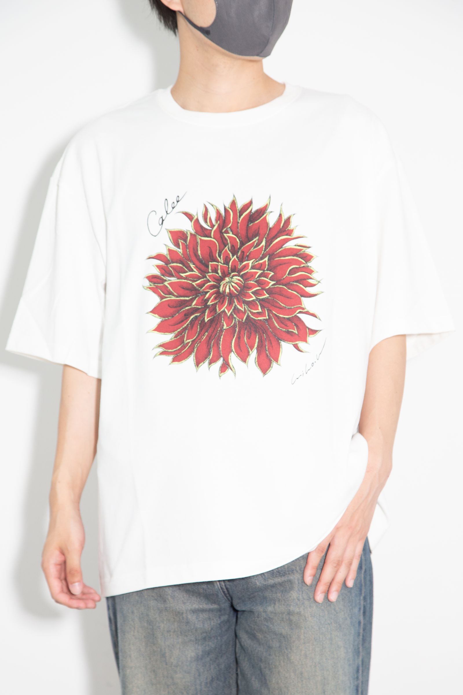 DAHLIA ART TEE ＜MIHO MURAKAMI DESIGN＞ / ホワイトレッド