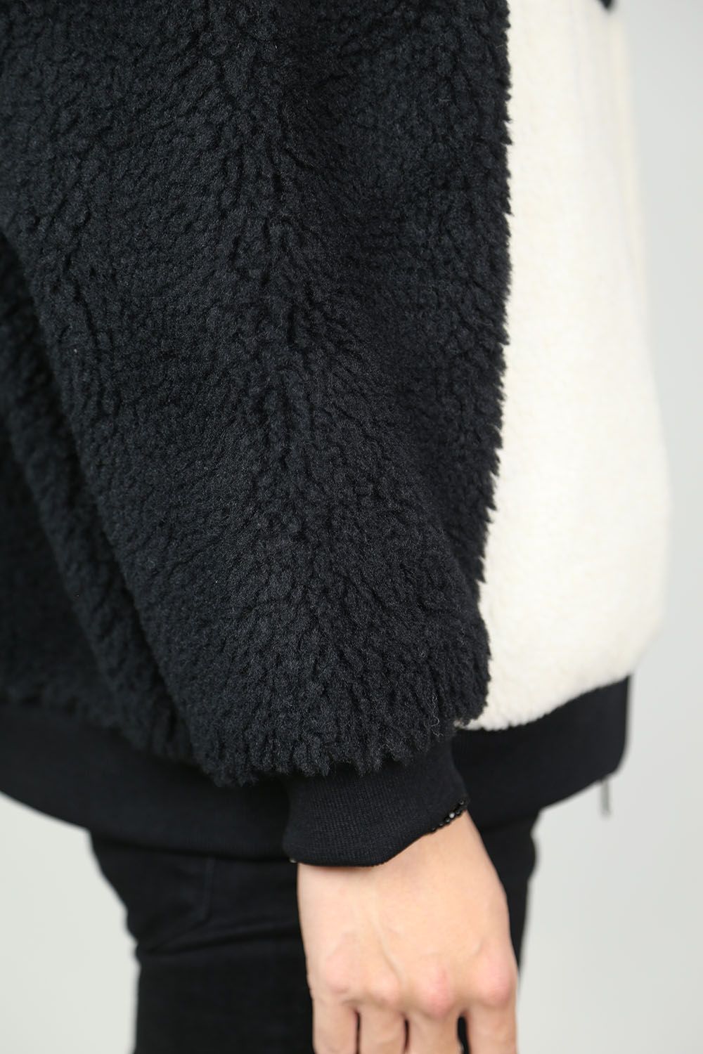 REVERSIBLE BOA BLOUSON / パンダ