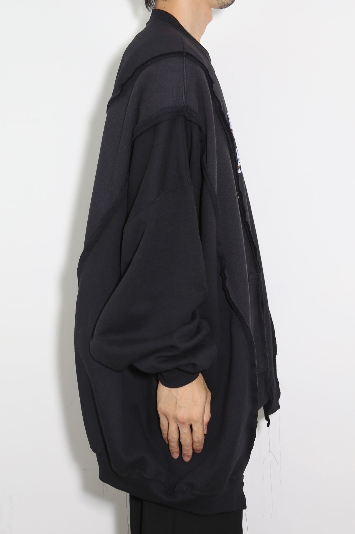 Wide College Sweat / E