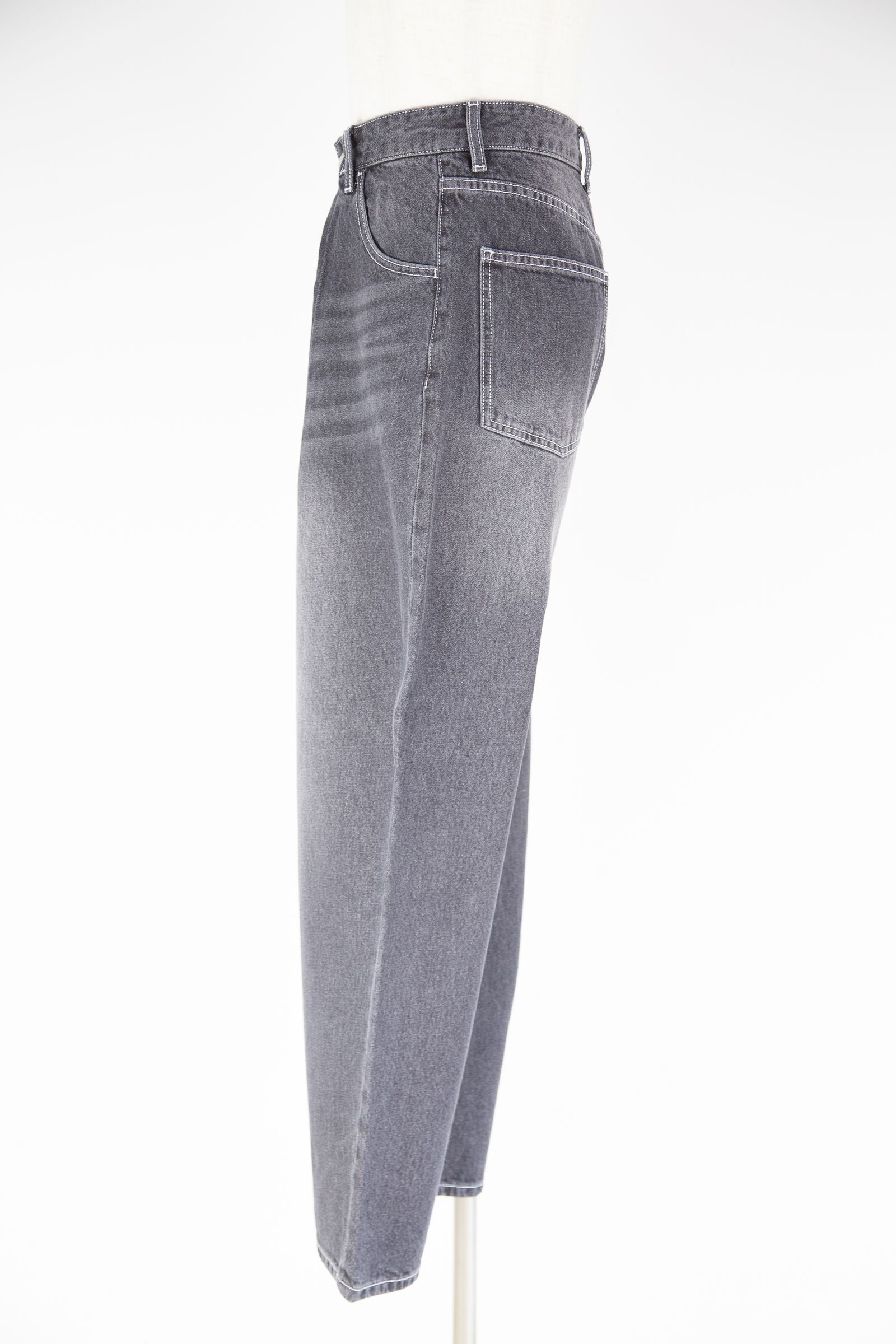 FACE WIDE TAPERED PANTS / ブラック