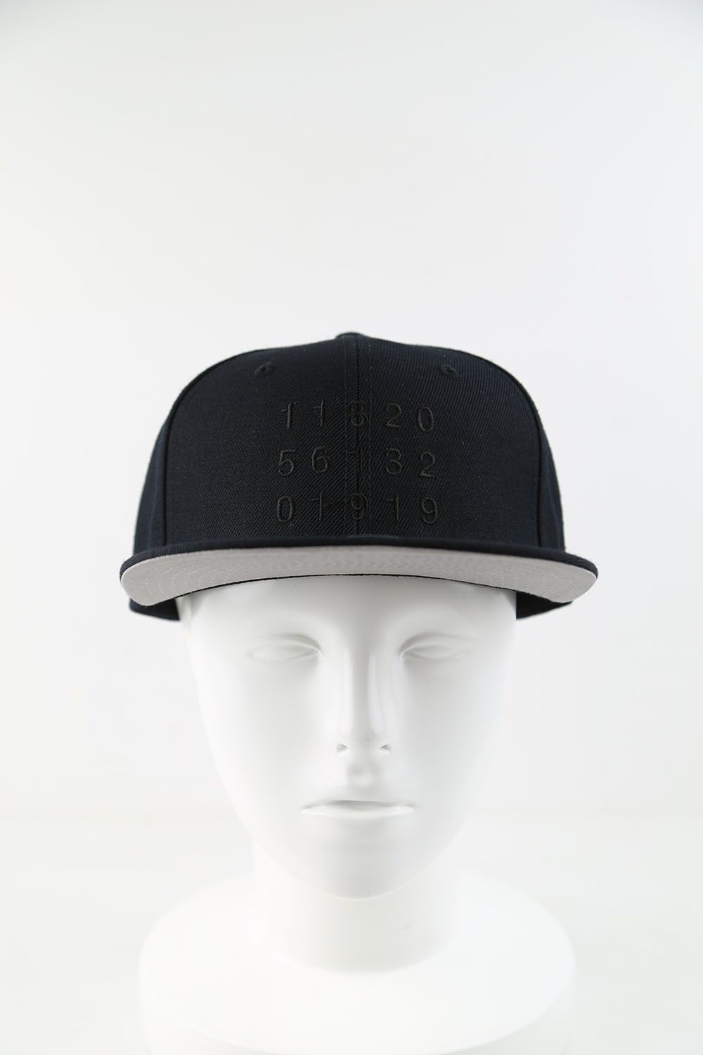 キャップタイプ A / 刺繍オールブラック / CAP TYPE A / オールブラック