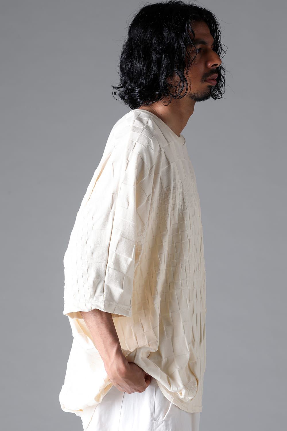 GRADIENT PLAID PATTERN DOLMAN TEE / ブラック