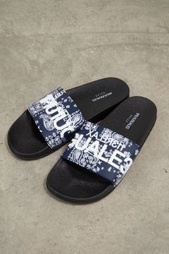 ペイズリー柄シャワーサンダル