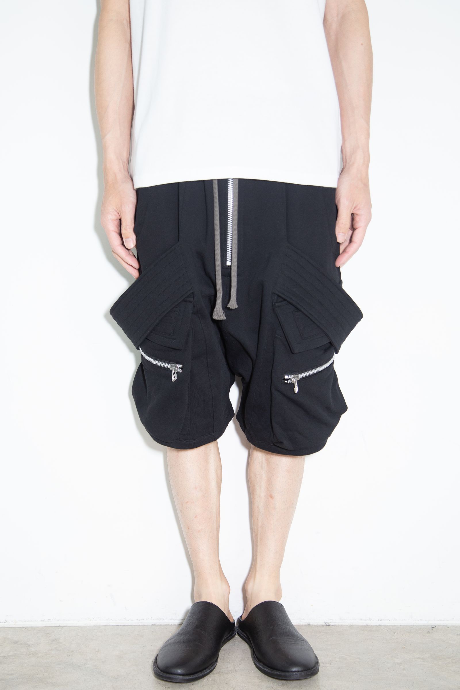 ベルトカーゴスウェットサルエルショーツ / Belt Cargo Sweat Sarouel Shorts / ブラック / ag-9046