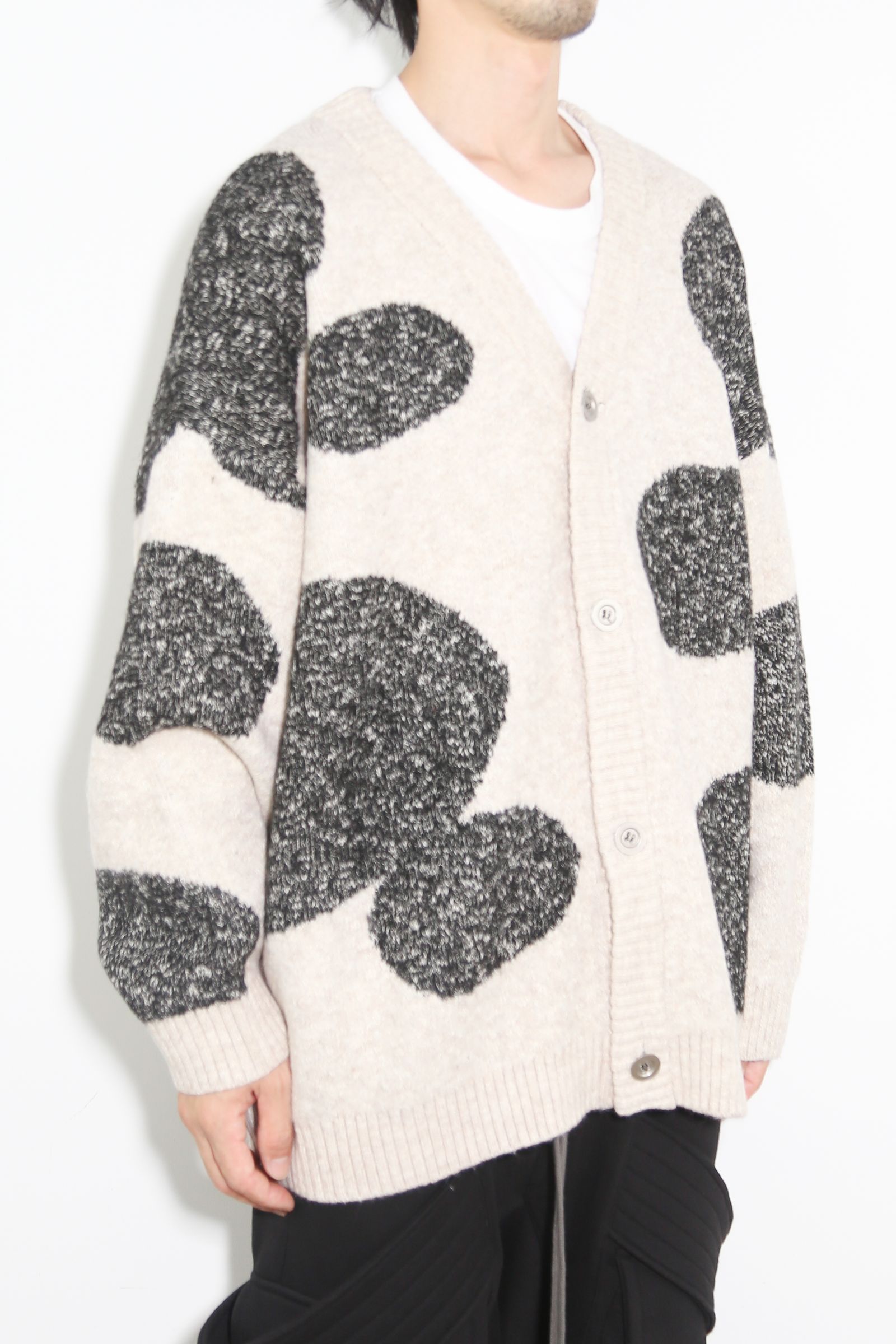 ドット模様オーバーサイズカーディガン / Polka Pattern Knit Cardigan / ベージュ×グレー / ag-8010