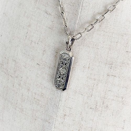 Pendant in Sterling silver / GP046
