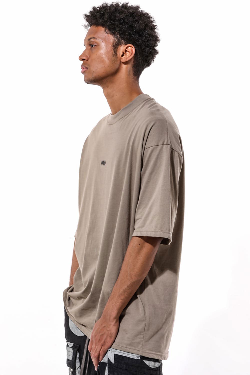 【国内買付】A.F ARTEFACT オーバサイズTシャツ Type B A.F ARTEFACT TYPE B PRINT TEE (WHITE)の商品ページ | エーエフ