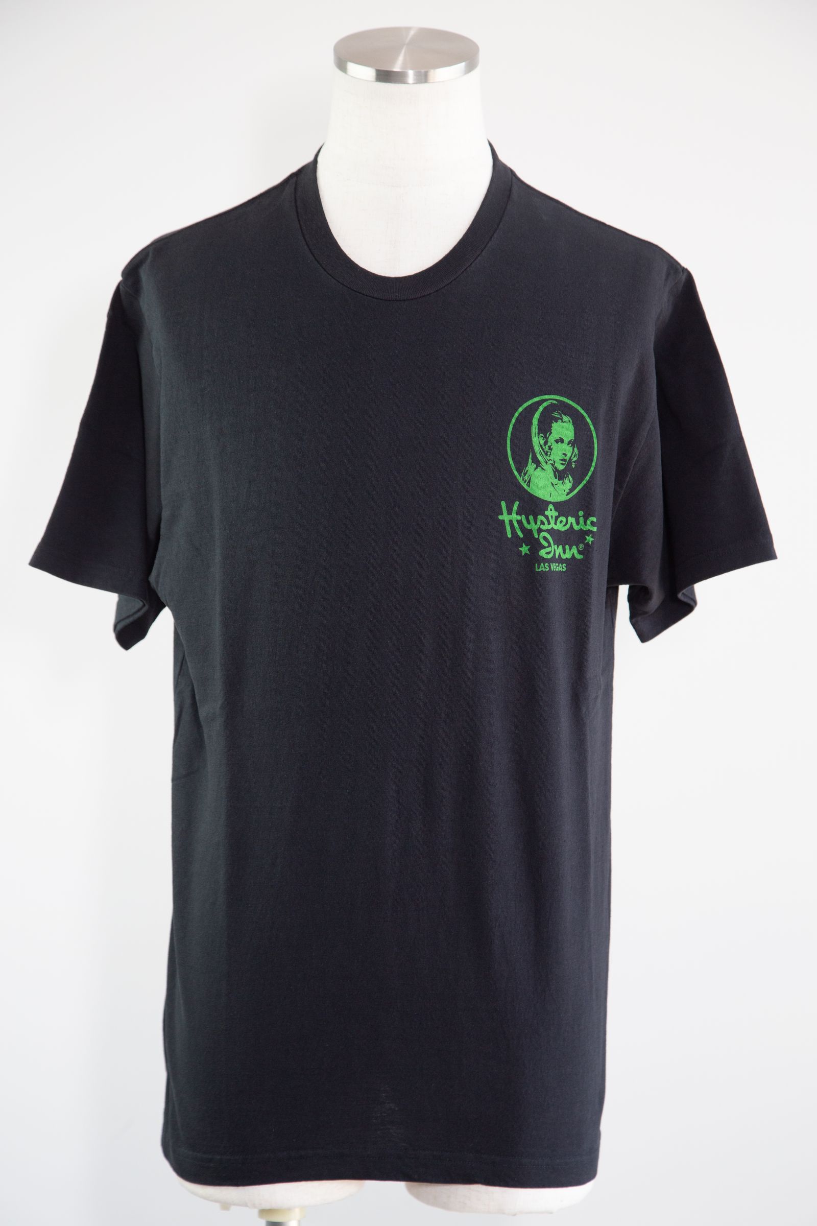 【HYSTERIC GLAMOUR】HYSTERIC INN Tシャツ HYSTERIC SAVES Tシャツ|HYSTERIC GLAMOUR MEN | HYSTERIC