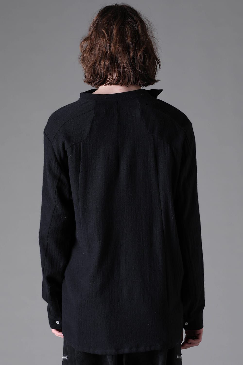 Fluid High-Neck Shirts