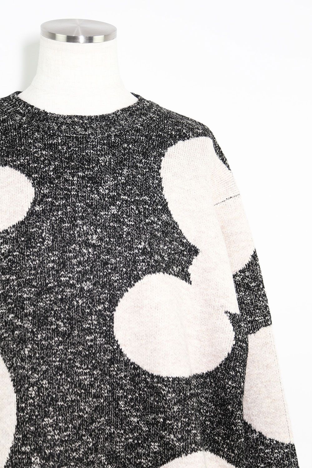 ドット模様リラックスフィットニット / Polka Pattern Knit Top / グレー×ベージュ / ag-8011
