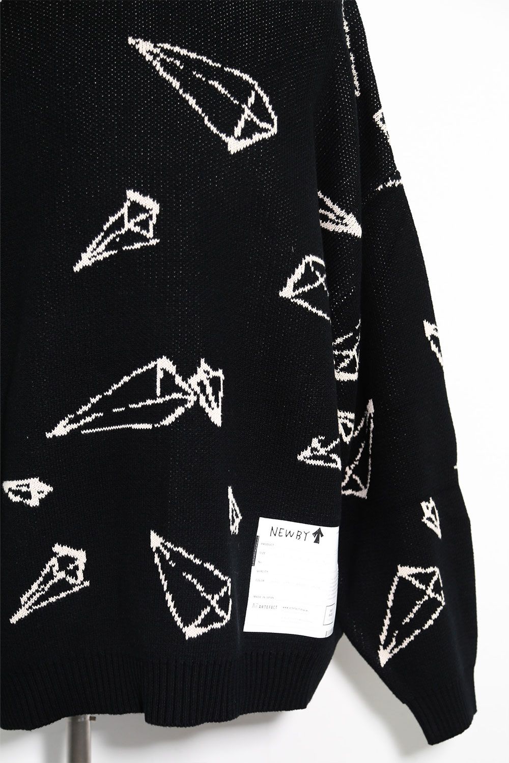 ピラミッド模様リラックスフィットニット / Pyra Pattern Knit Top / ブラック×アイボリー / ag-8009-1